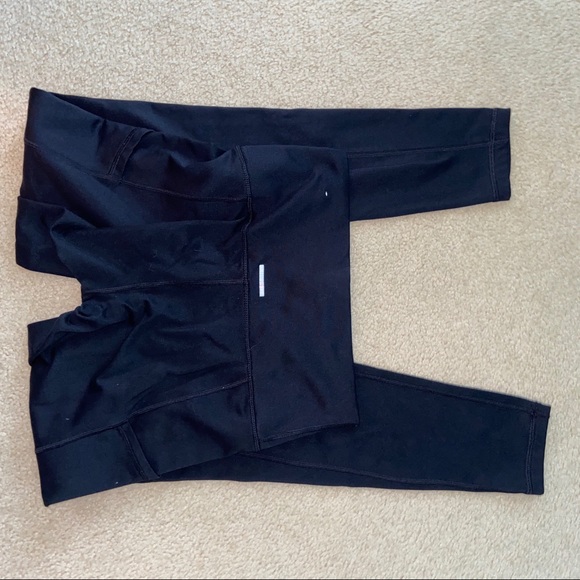Aerie Play Black Pocket Leggings - Picture 2 of 4